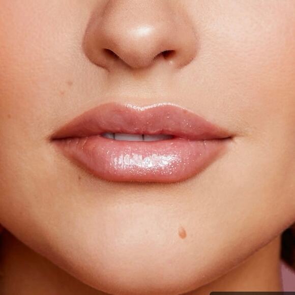 PATRICK TA Major Glow Lip High Shine Moisturizing Gloss Oil “Pearl" Iridescent - Picture 3 of 8